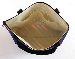 trapezium-totebag-zipper 28